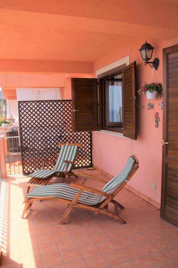 Poseidone Sea Apartment Taormina Mazzeo Eksteriør bilde