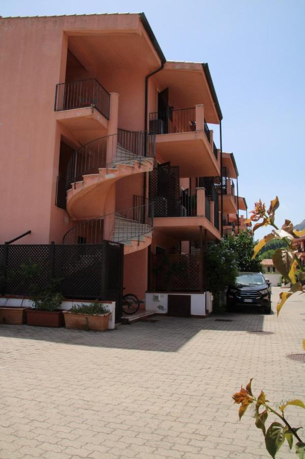 Poseidone Sea Apartment Taormina Mazzeo Eksteriør bilde