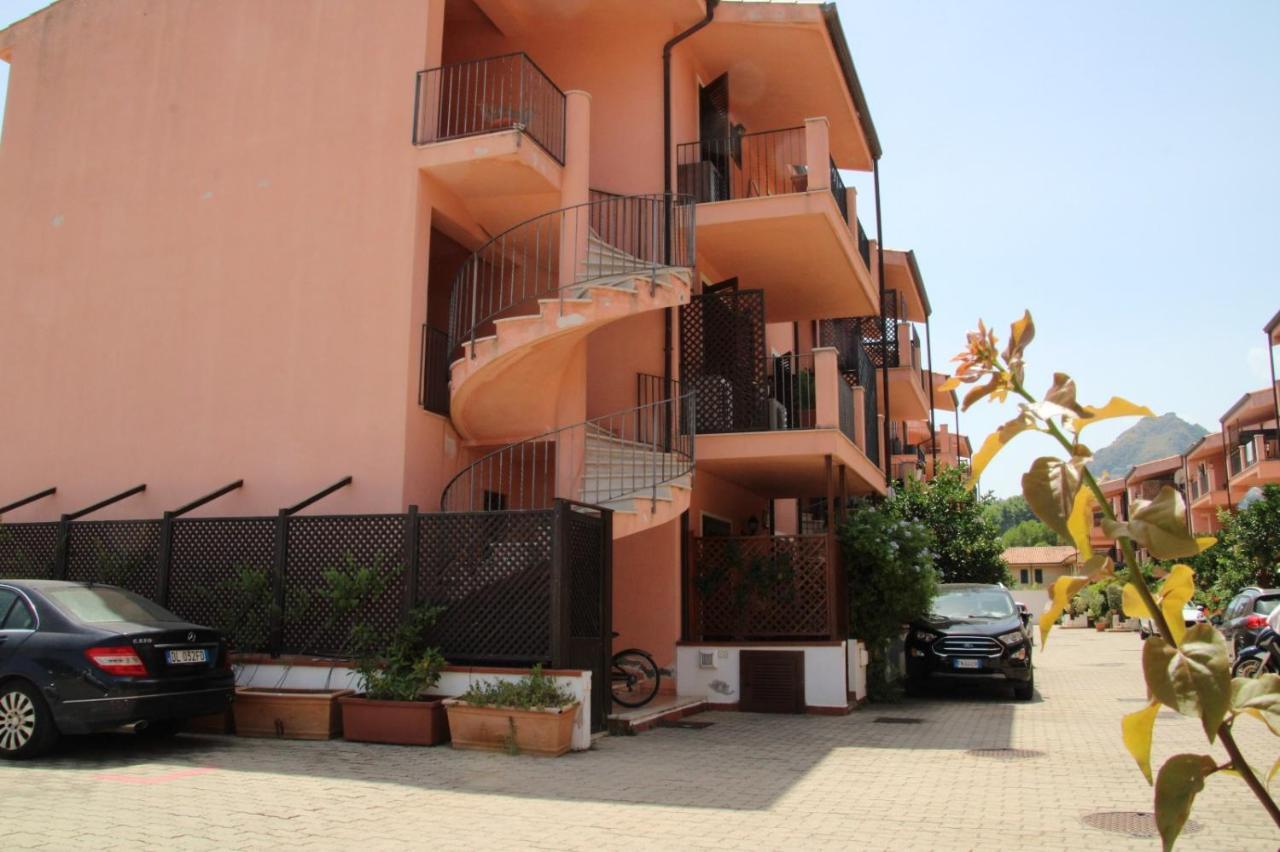 Poseidone Sea Apartment Taormina Mazzeo Eksteriør bilde