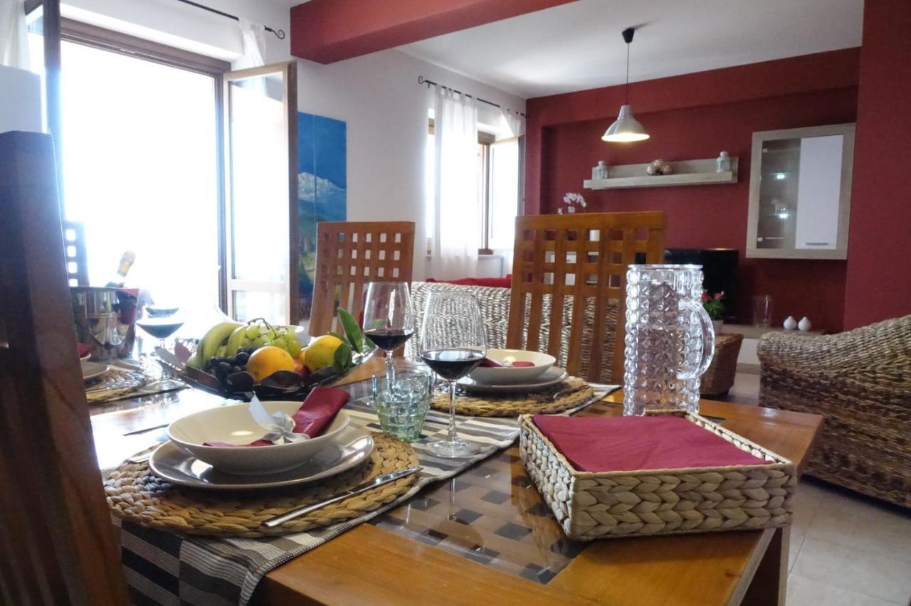 Poseidone Sea Apartment Taormina Mazzeo Eksteriør bilde