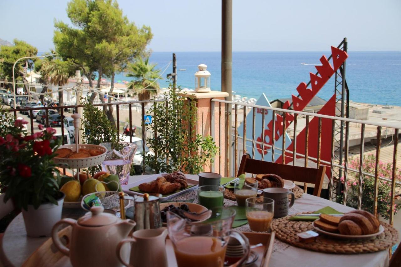 Poseidone Sea Apartment Taormina Mazzeo Eksteriør bilde